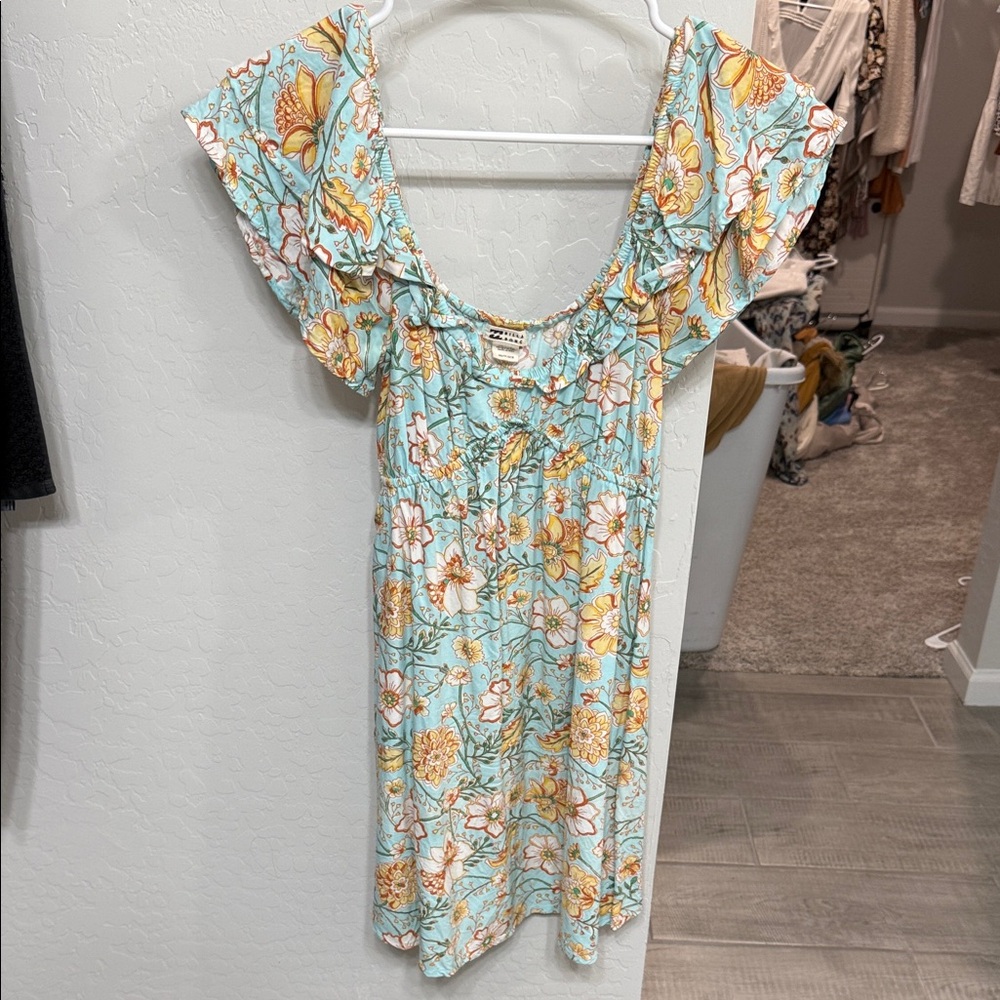 Billabong Floral Ruffle Sleeve Dress xsmall